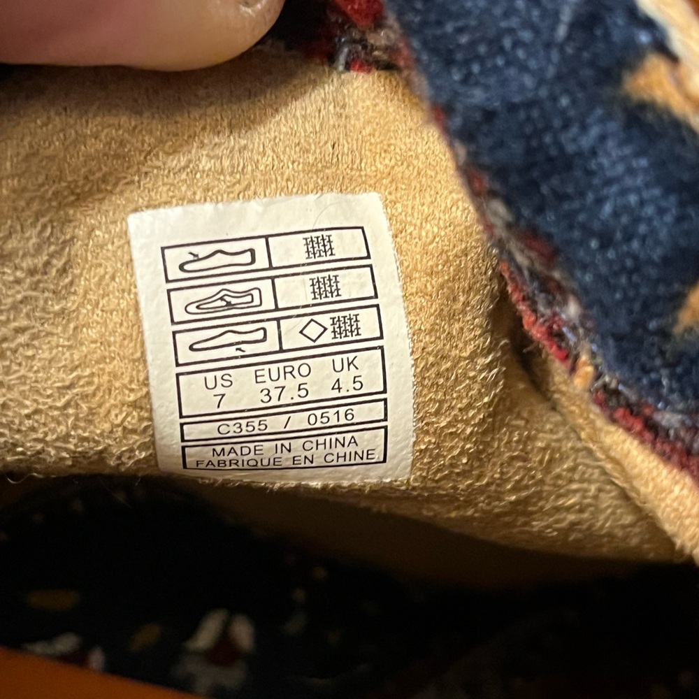 Women’s size 7 Rocketdog boots - Picture 10 of 11